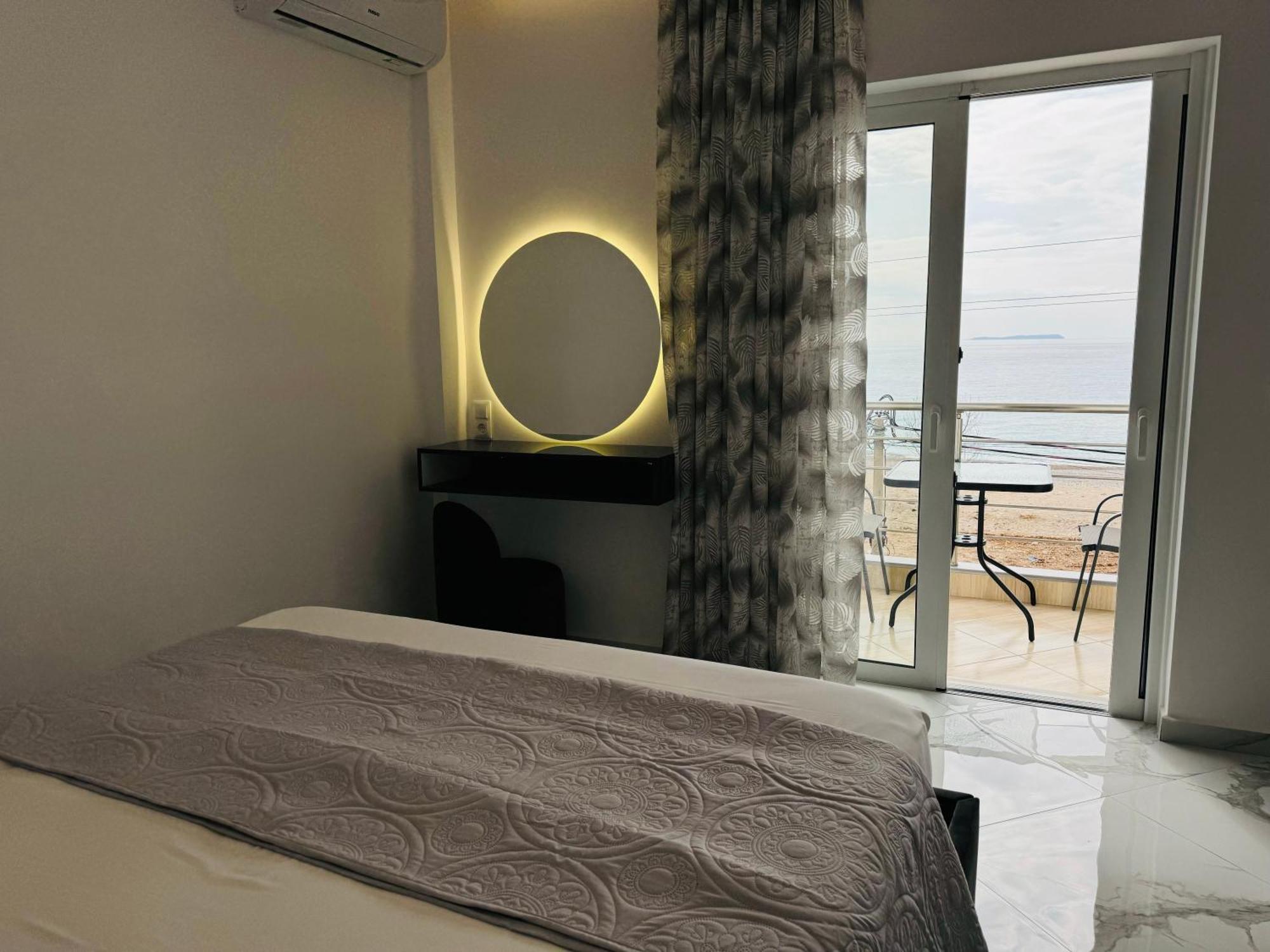 Ionian View B&B 히마레 객실 사진